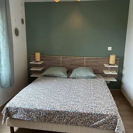Avec Salle De Bain Et Coin Kitchenette Pensión